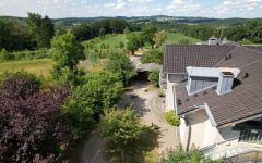 Haupthaus mit Rädchenparcours